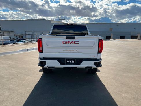 Used 2020 GMC Sierra 1500 AT4 w/ AT4 Premium Package image 5