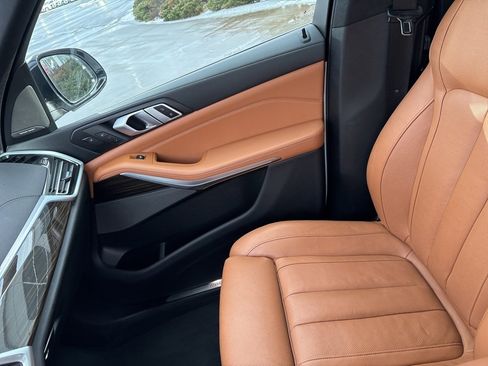 Used 2021 BMW X5 xDrive45e w/ Executive Package image 31