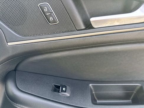 Certified 2023 Ford Edge SEL image 19