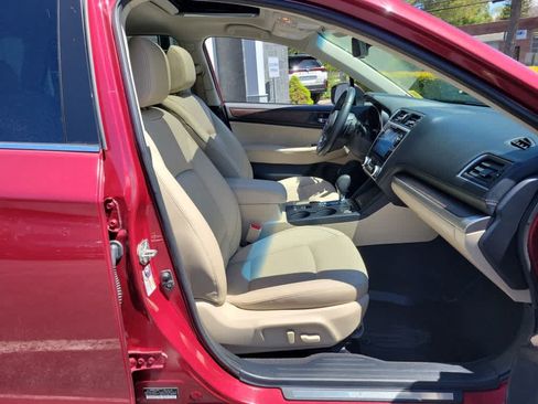 Used 2018 Subaru Outback 2.5i Limited AWD/4WD image 31