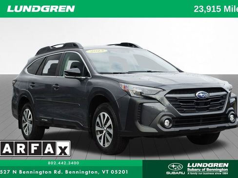 Used 2023 Subaru Outback Premium image 1