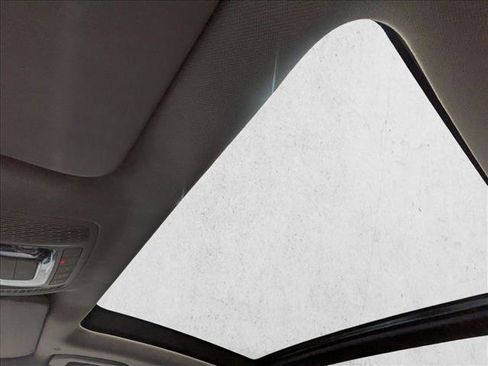 Used 2025 Mercedes-Benz GLE 350 4MATIC image 16