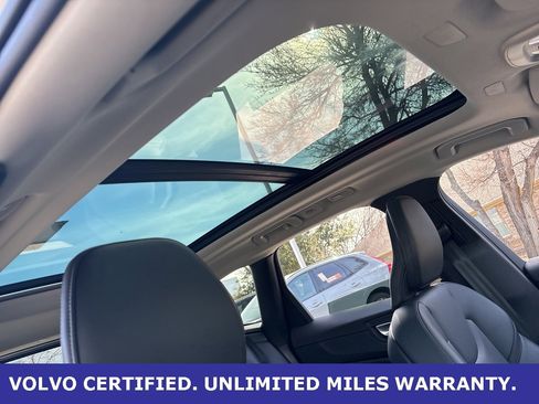 Certified 2025 Volvo XC60 B5 Core image 13