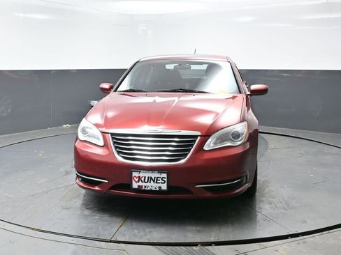 Used 2012 Chrysler 200 Touring w/ Cold Weather Group image 4