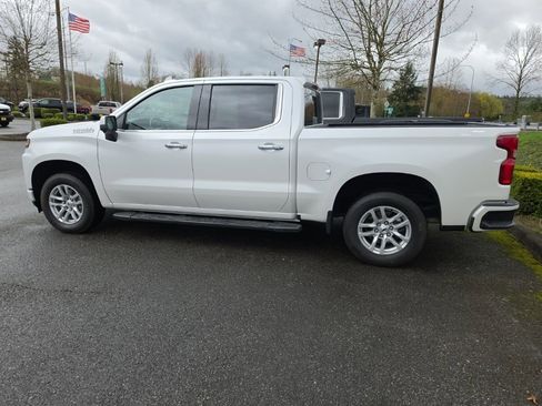 Used 2019 Chevrolet Silverado 1500 High Country w/ Z71 Off-Road Package image 4
