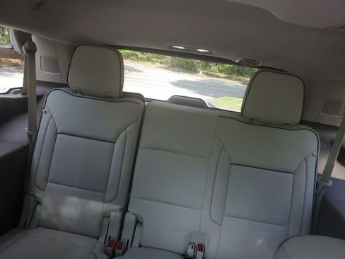 Used 2023 GMC Yukon Denali image 14