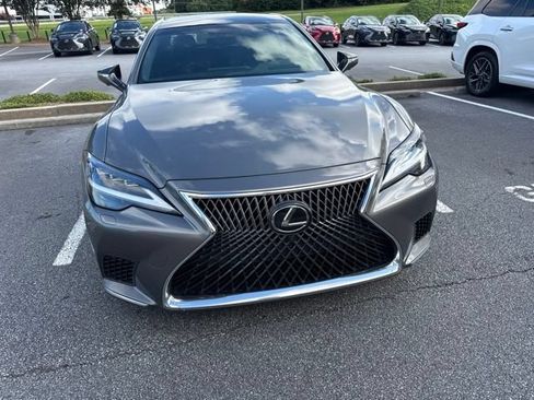 Used 2023 Lexus LS 500 w/ Interior Upgrade Package RWD image 4