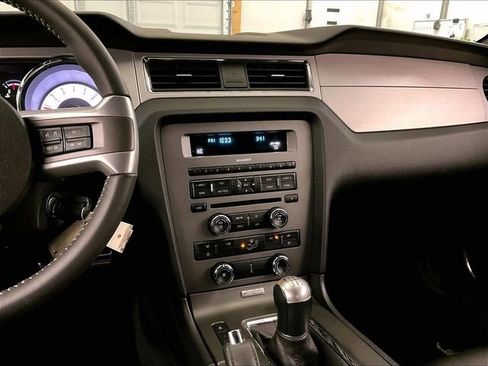 Used 2012 Ford Mustang Premium RWD image 6