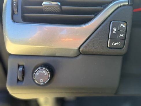 Used 2019 Chevrolet Tahoe LS w/ Enhanced Driver Alert Package image 14