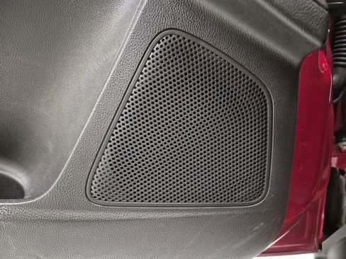 Used 2015 Ford Focus SE image 25