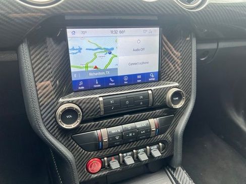 Used 2020 Ford Mustang Shelby GT500 w/ Carbon Fiber Track Pack RWD image 8