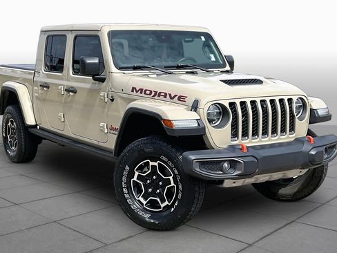 Used 2020 Jeep Gladiator Mojave AWD/4WD image 3