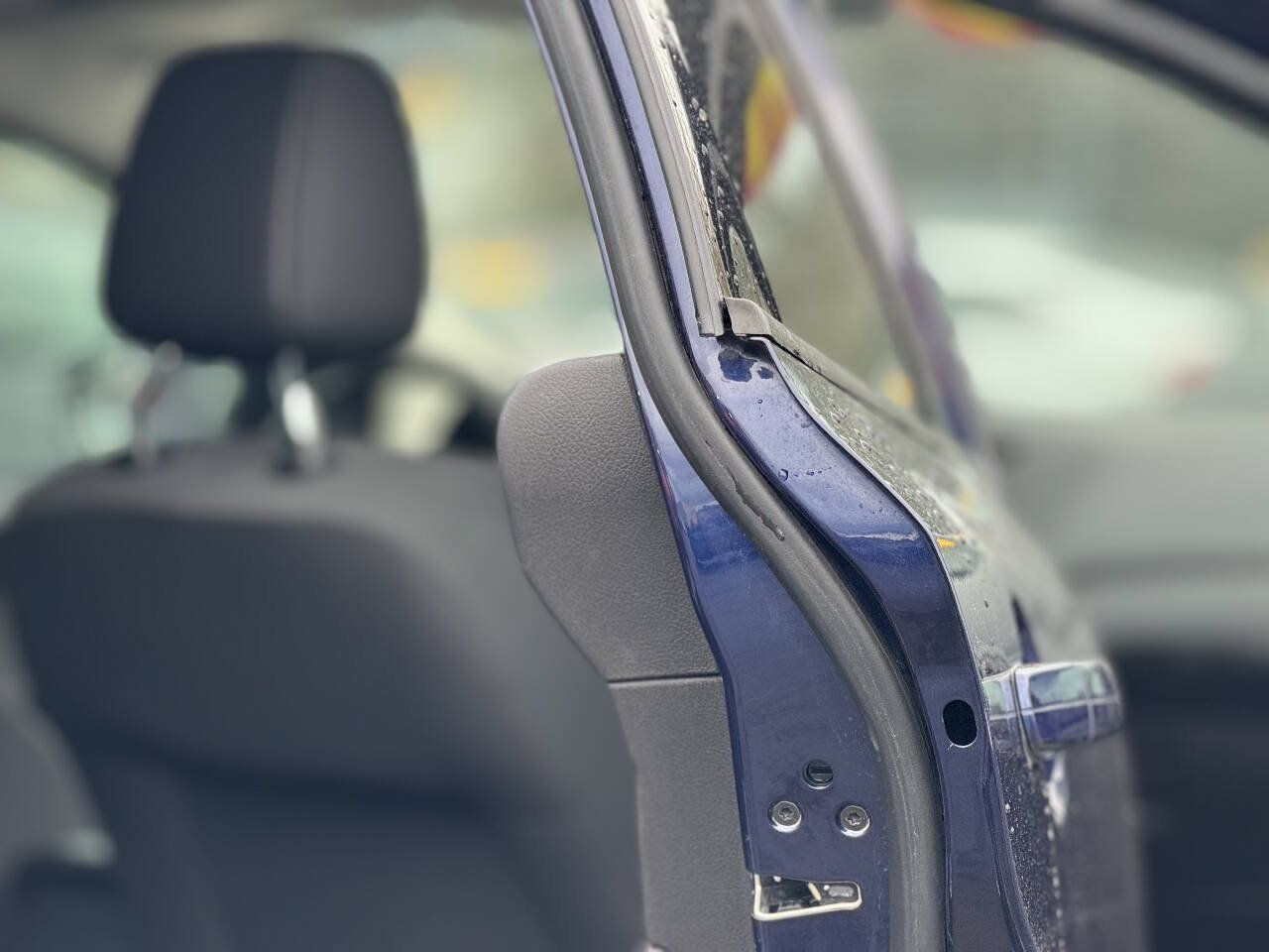 Used 2012 Ford Focus SE FWD image 5