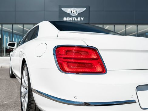 New 2026 Bentley Flying Spur Plug-In Hybrid AWD/4WD image 12