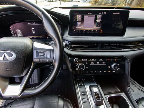 Used 2022 INFINITI QX60 Sensory w/ Cargo Package image 14