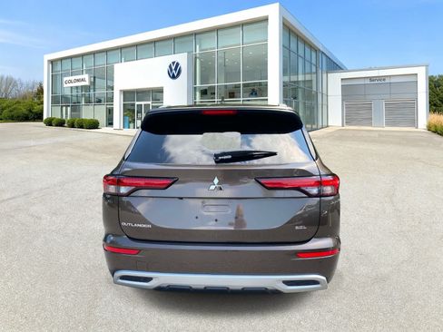 Used 2022 Mitsubishi Outlander SEL AWD/4WD image 4