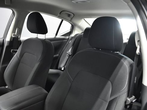 Certified 2025 Nissan Sentra S FWD image 16