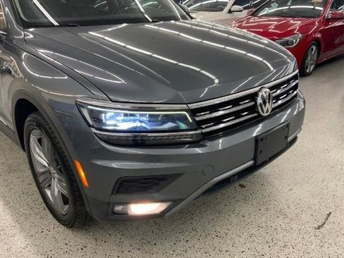 Used 2019 Volkswagen Tiguan SEL Premium AWD/4WD image 40