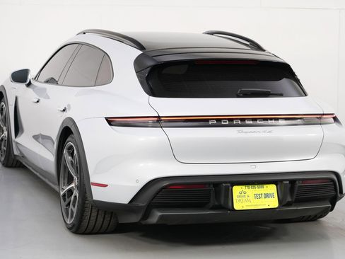 Used 2024 Porsche Taycan 4 Cross Turismo image 50