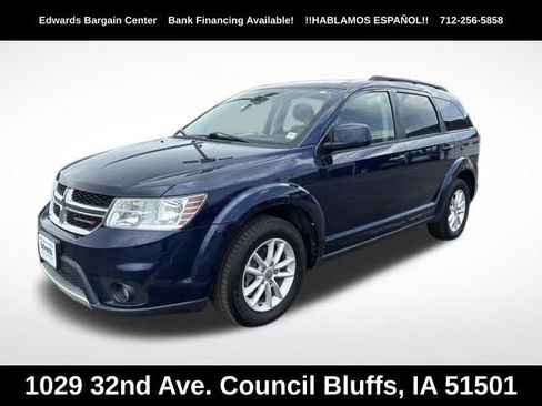 Used 2017 Dodge Journey SXT w/ Comfort/Convenience Group AWD/4WD image 3