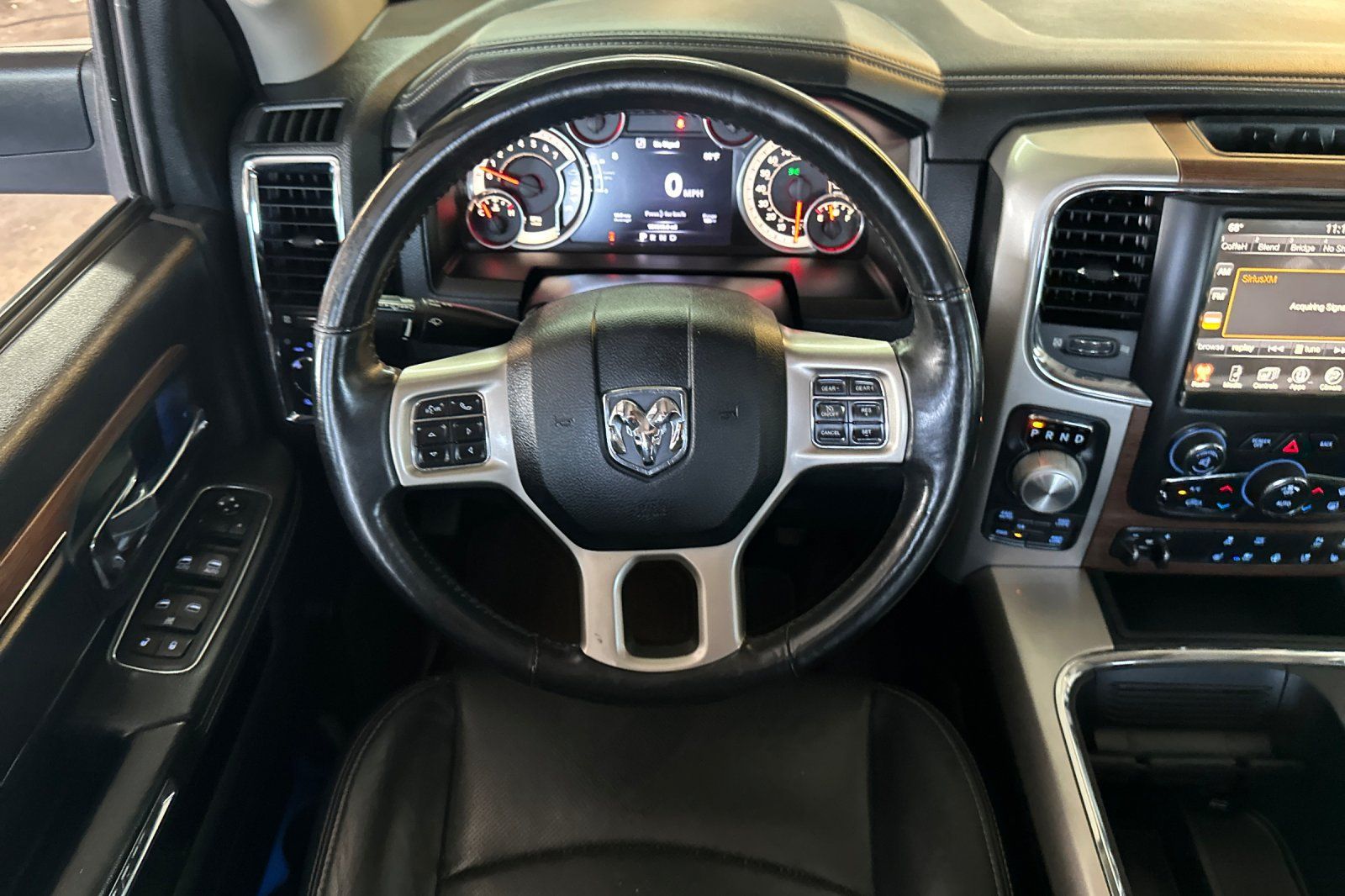 Used 2017 RAM 1500 Laramie w/ Convenience Group AWD/4WD image 14