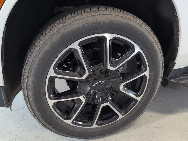 Certified 2025 Chevrolet Tahoe RST w/ Comfort Package AWD/4WD image 7