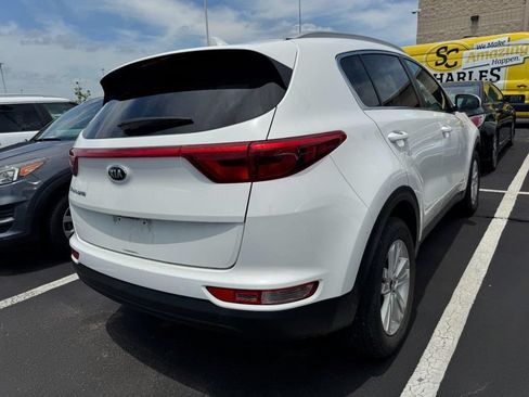 Used 2017 Kia Sportage LX w/ LX Popular Package FWD image 2