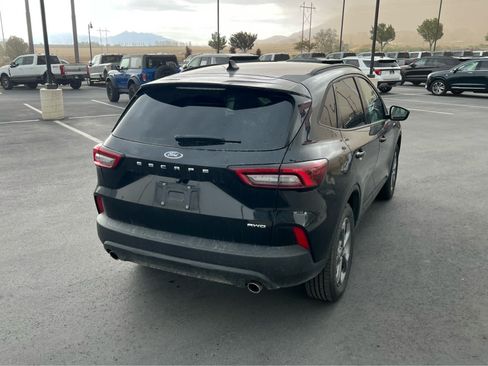 Used 2025 Ford Escape ST-Line Select AWD/4WD image 8