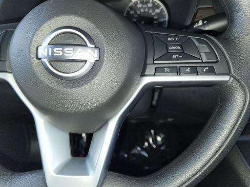 Used 2025 Nissan Altima 2.5 SV image 24