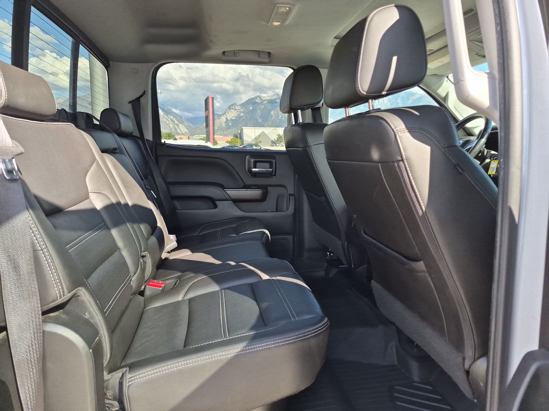 Used 2019 GMC Sierra 3500 Denali w/ Duramax Plus Package AWD/4WD image 26