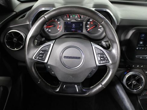 Used 2019 Chevrolet Camaro LT image 9
