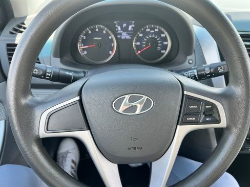 Used 2014 Hyundai Accent GS image 11