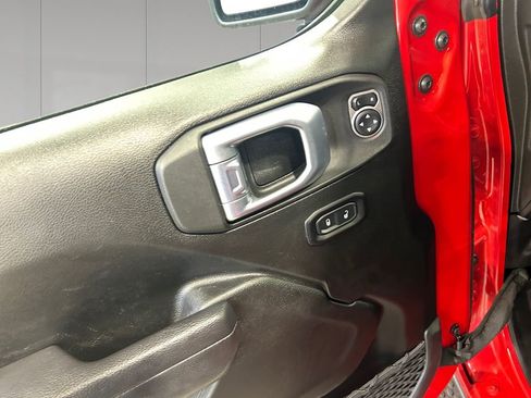 Used 2022 Jeep Wrangler Sport AWD/4WD image 11