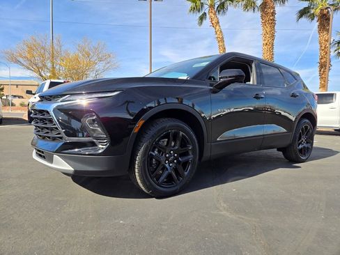 Used 2023 Chevrolet Blazer LT w/ Driver Confidence Package image 2