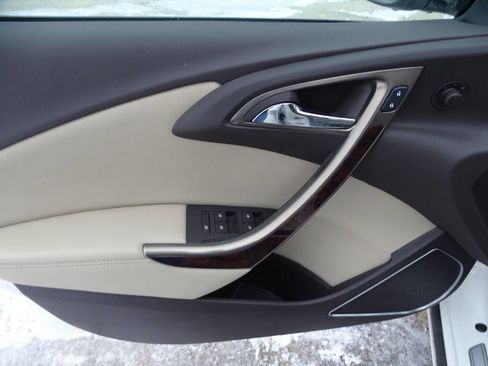 Used 2016 Buick Verano Convenience image 12