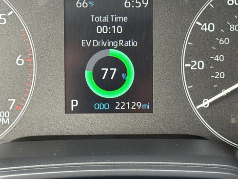 Used 2024 Toyota Corolla LE FWD image 20
