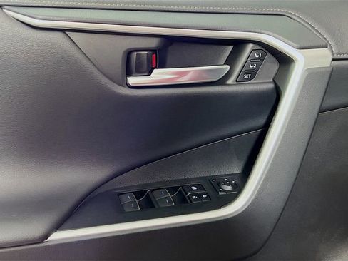 Certified 2022 Toyota RAV4 Limited image 14