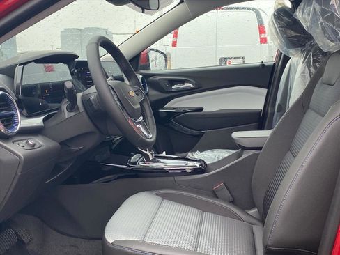 New 2026 Chevrolet Trax LT w/ LT Convenience Package image 12