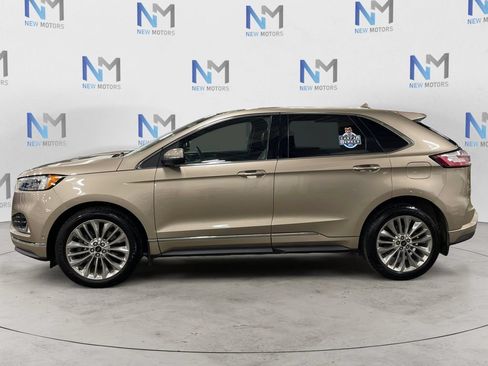 Used 2020 Ford Edge Titanium w/ Equipment Group 301A AWD/4WD image 2