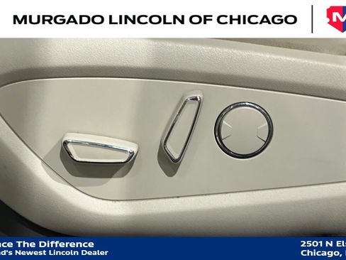 Used 2020 Lincoln Nautilus Reserve w/ Cargo Utility Package AWD/4WD image 39