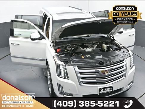 Used 2018 Cadillac Escalade ESV Platinum image 23