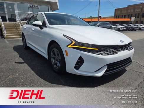 Used 2021 Kia K5 LXS FWD image 1