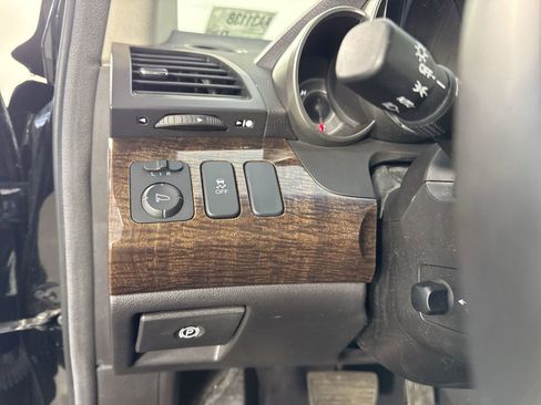 Used 2011 Acura MDX w/ Technology Package AWD/4WD image 14