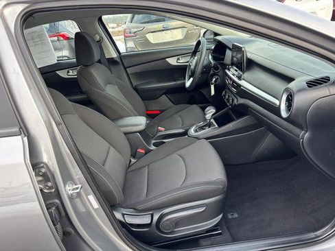 Certified 2023 Kia Forte LXS image 16