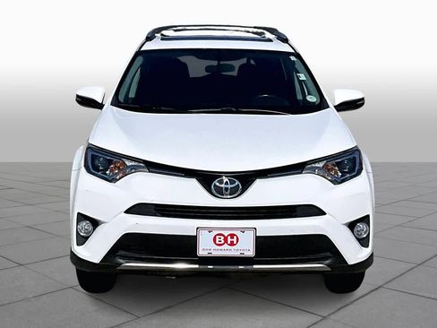 Used 2016 Toyota RAV4 XLE w/ Protection Package AWD/4WD image 4