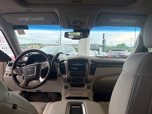 Used 2019 GMC Yukon Denali AWD/4WD image 16