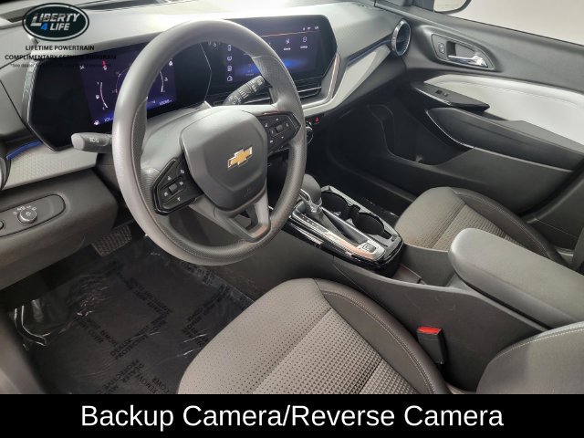 Used 2024 Chevrolet Trax LT FWD image 13