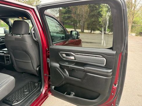 Used 2019 RAM 1500 Big Horn AWD/4WD image 16