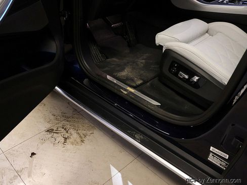 Used 2026 BMW X5 xDrive40i w/ Climate Comfort Package image 29