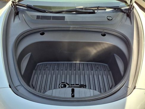 Used 2022 Tesla Model 3 Standard Range RWD image 30